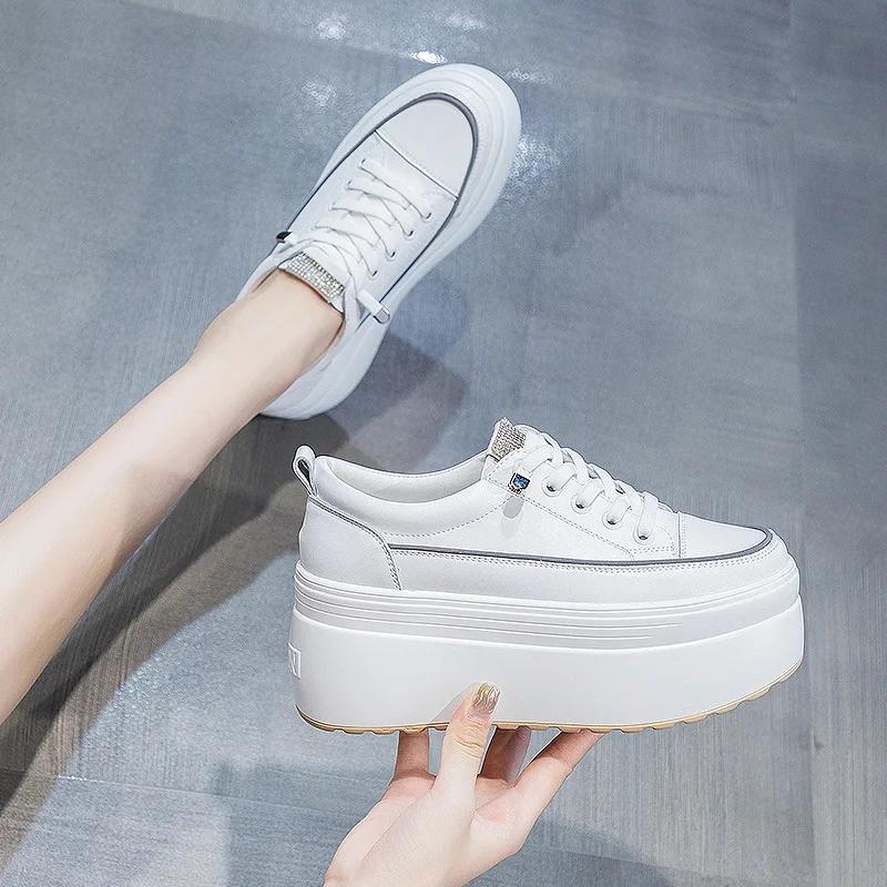 Fashion 8cm White Genuine Leather Platform Heel Women Flats Shoes Comfortable Casual Creepers Chunky Sneaker Summer Bling Shoes Women