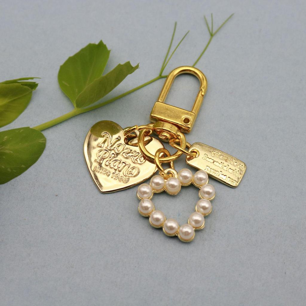 Metal Shell Keychain – Cute Bag Charms & Creative Small Gift Ideas