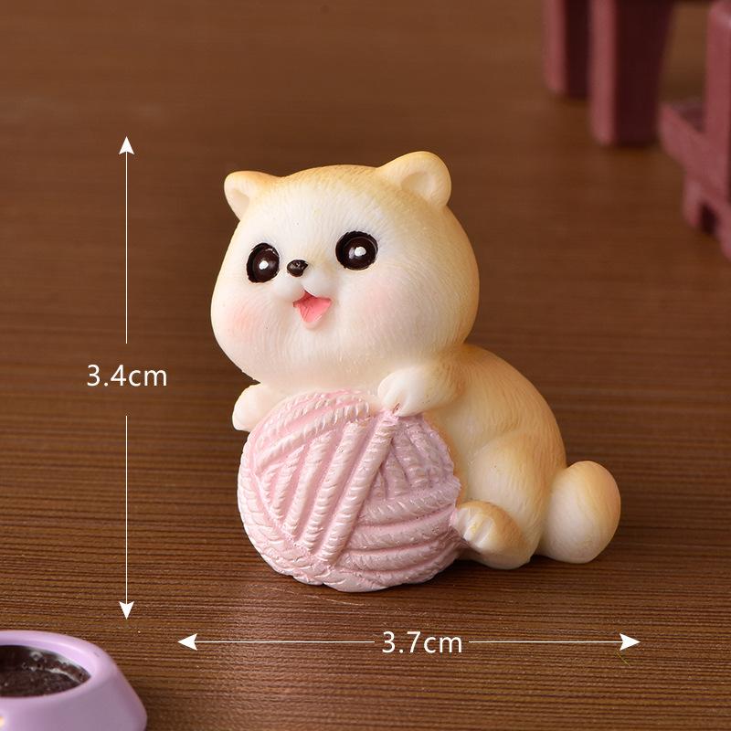 Figurines Miniature Mini Cute Cartoon Cats Resin Ornaments Crafts Desk Accessories For Home Decoration Room Decor DIY Kids Gifts
