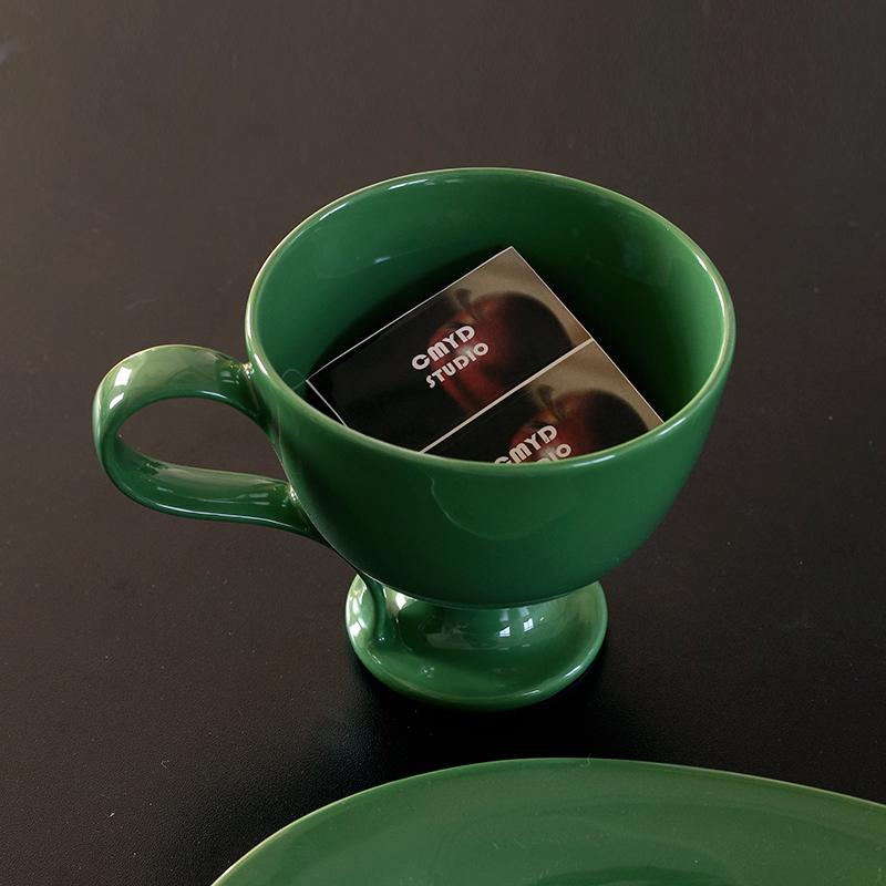 1 шт. Простая однотонная керамическая высокая кружка для кофе, Изысканная зеленая и синяя керамическая кружка, Домашняя кофейная кружка с высокой эстетической ценностью 301-400ml зелёный