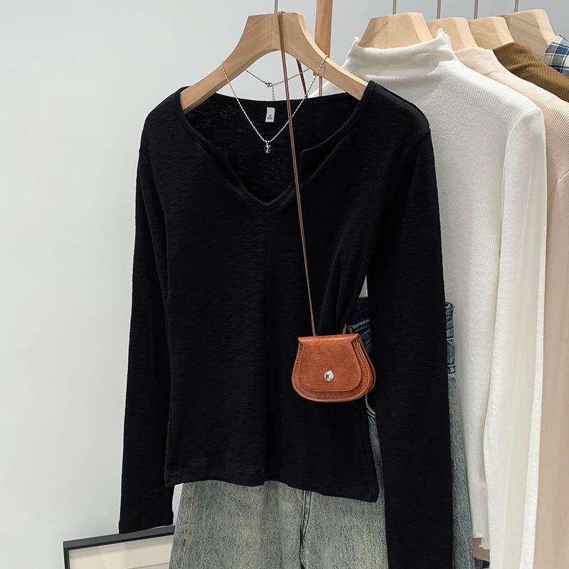 Collar knitted base women's early autumn solid color niche design sense with soft waxy temperament casual top