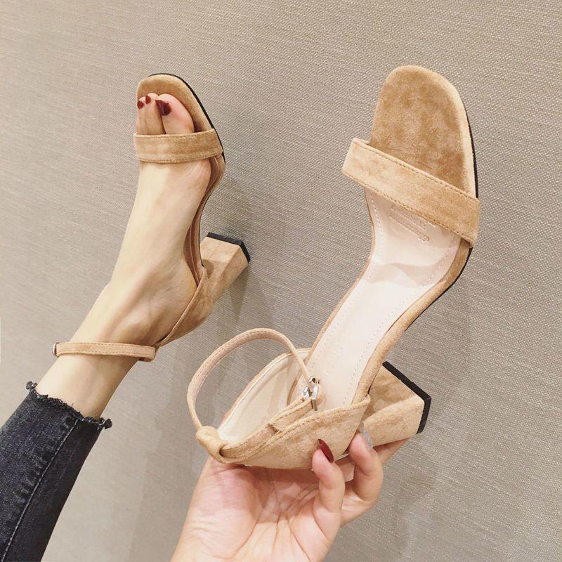 One-word buckle sandals women's 2021 new ins trendy fashion versatile thick heel Roman shoes fairy style high heels