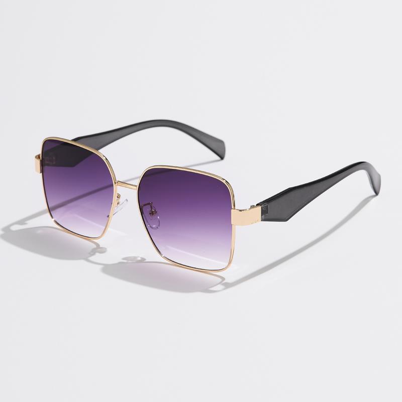 

Punk Square Rectangle Sunglasses Women Men Luxurious Designer Metal Material Gradient Tint Lens Design Driving Sun Eyeglasses For Female UV400 show as picture