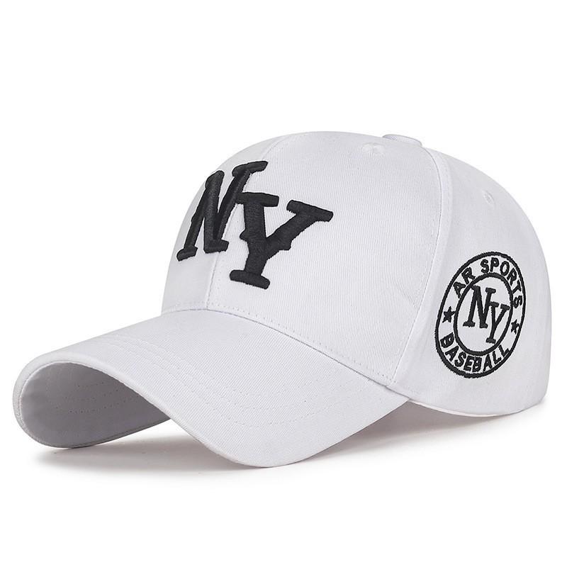 Modna czapka baseballowa unisex w stylu koreańskim – haftowana, z daszkiem typu kaczuszka, do noszenia na co dzień i na zewnątrz.