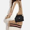 Nová crossbody kabelka Coach Klare v signovaném plátně C9949-IMBLK