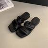 Thick-soled one-word slippers for women to wear in summer, new slope heel sandals, French gentle fairy wind open-toed beautiful sandals
