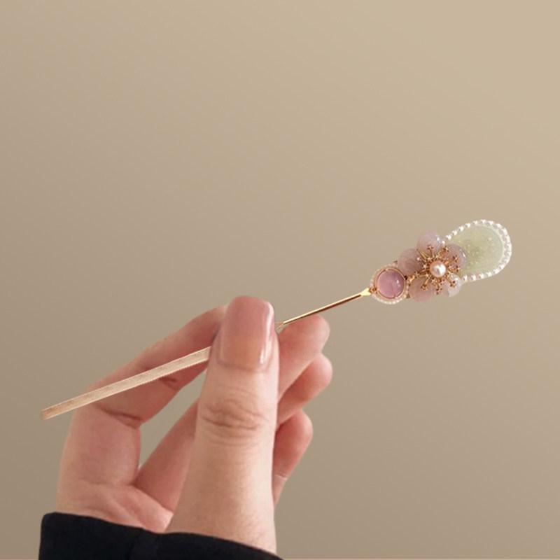Vintage Chinese Style Hairpin for Updos - Elegant Retro Hair Stick with Tassel for Qipao