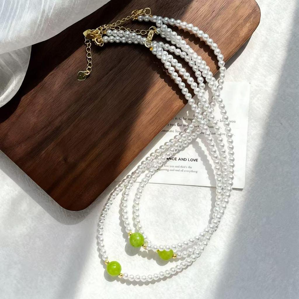 Elegant Glossy Faux Pearl Jade Collarbone Necklace