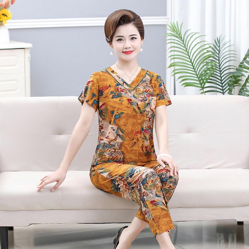 

Summer Cool Short-Sleeved Two-Piece Set for Middle-Aged and Elderly Women - Fashionable Mother Print Top and Pants 3XL [suggested 125-140 jin]