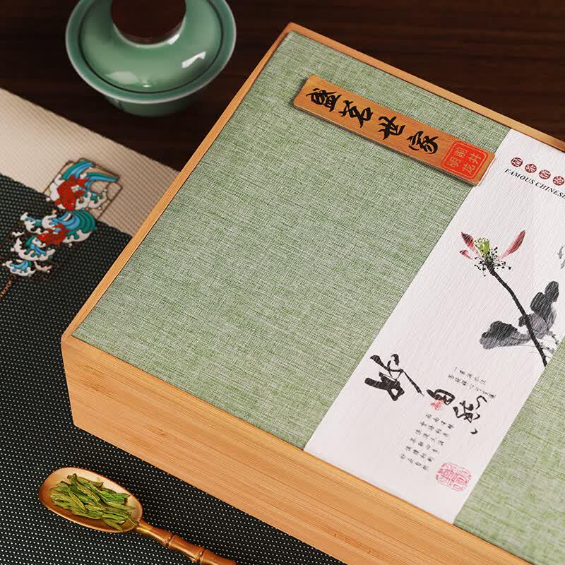 Shengming Shijia Premium Pre-Qingming Longjing Green Tea Gift Box