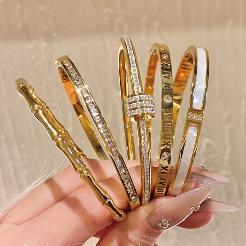 Zlatý titanový ocelový nerezový ocelový intarzovaný zirkonový pozlacený náramek stříbrný klasický jednoduchý styl růžové šaty vhodné pro ženy denní nošení