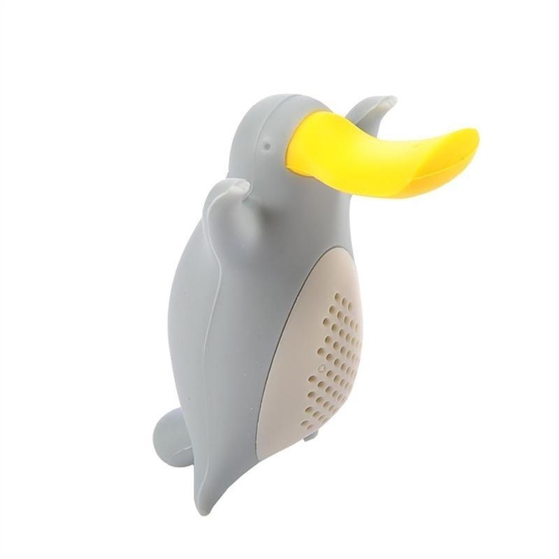 Creative Cute Shape Tea Strainer Interesting Silicone Tea (Color Random)