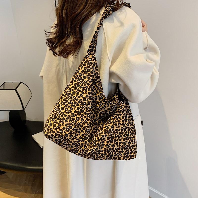 Stylish Large Capacity Korean Fashion Shoulder Bag For Women Autumn Trendy Tote