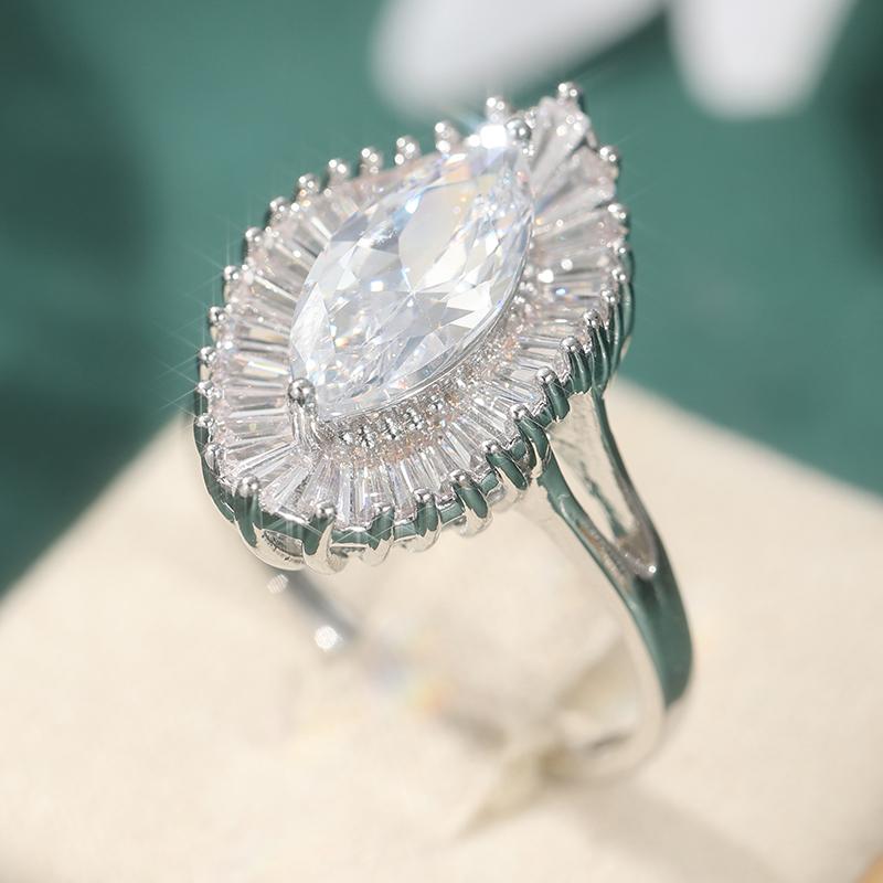 Fashion Sparkling Design Full Synthetic Zirconia Eye Shaped Ring for Women's Elegant Classic Banquet Wedding Engagement Jewelry