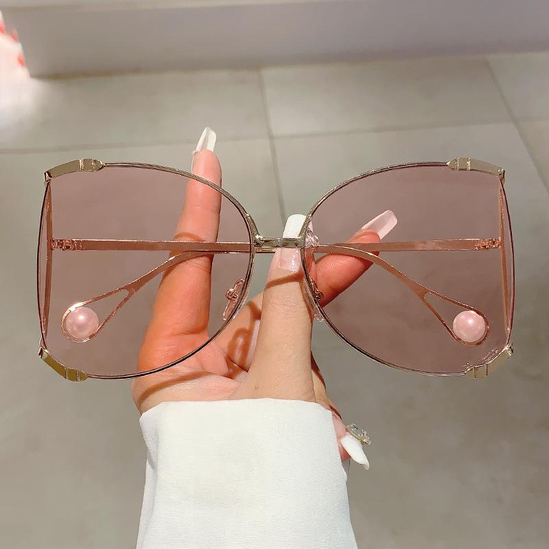 New Oversized Metal Sunglasses Women Luxury Designer Pink Vintage Big Frame Pearl Shades Elegant Sun Glasses