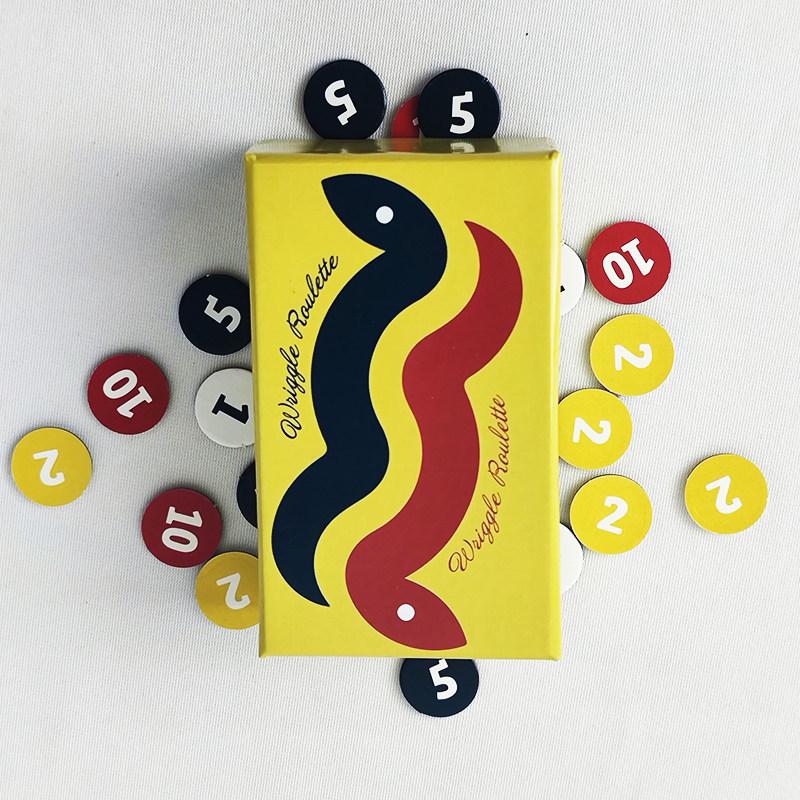 Oink Games Compact Board Game, Portable Strategic Party Fun for 2-8 Players, Bilingual: English/Chinese