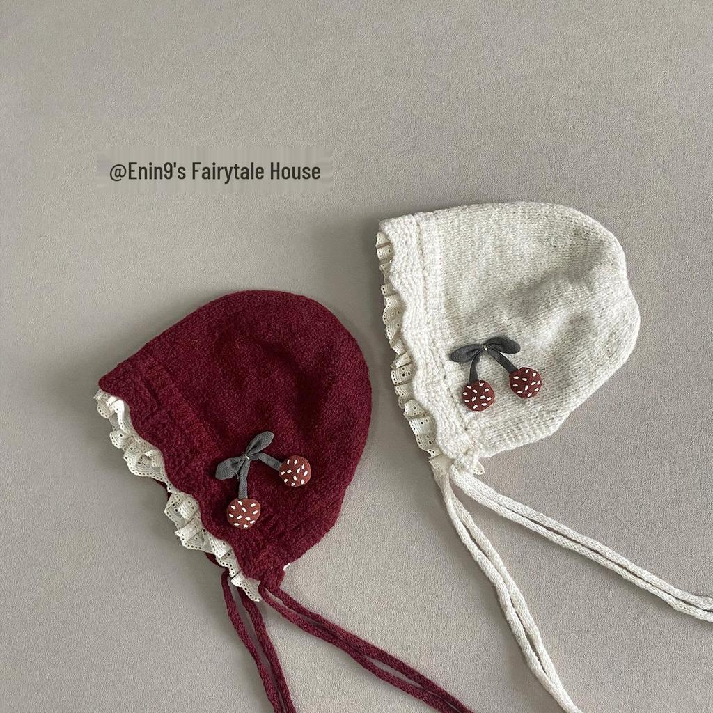 Czapka zimowa z nausznikami i koronkowym wykończeniem dla dziewczynek - Ciepła wełniana czapka zimowa dla maluchów
