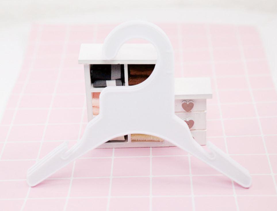 

Пластиковая вешалка для одежды для домашних животных и детей - Маленький размер Small - Length 18CM белый