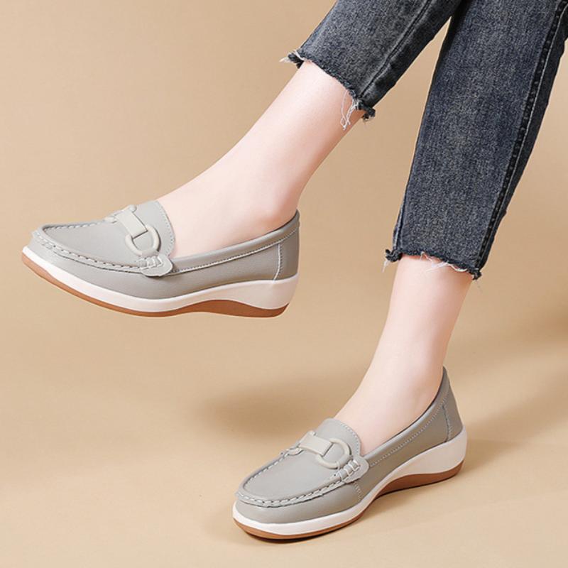 Women's Spring and Autumn Shoes, Casual Shoes for Middle-aged and Non-slip Thick-soled Shoes, Ladies' Loafers, Versatile Fashion Shoes