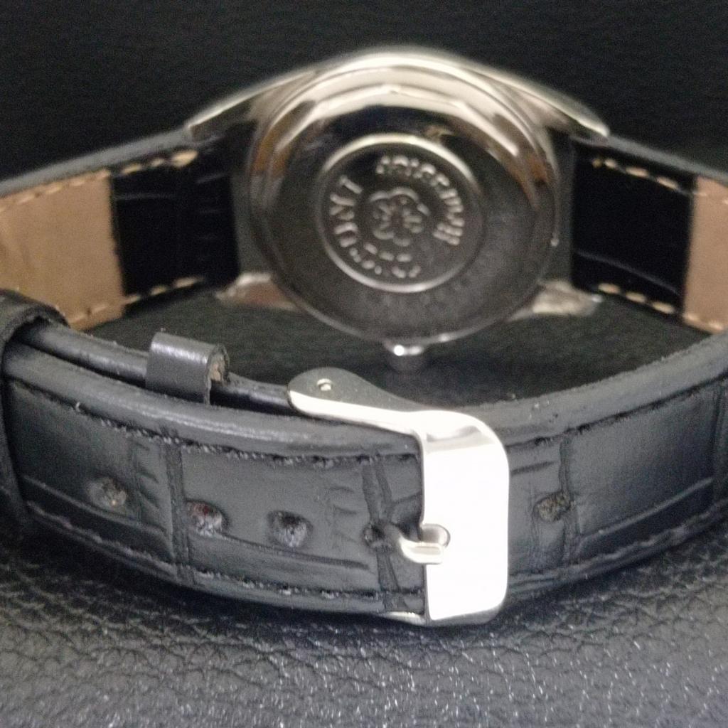 TITONI AIRMASTER TITOFLEX VINTAGE HAND-WINDING SWISS MENS WATCH a703249-1