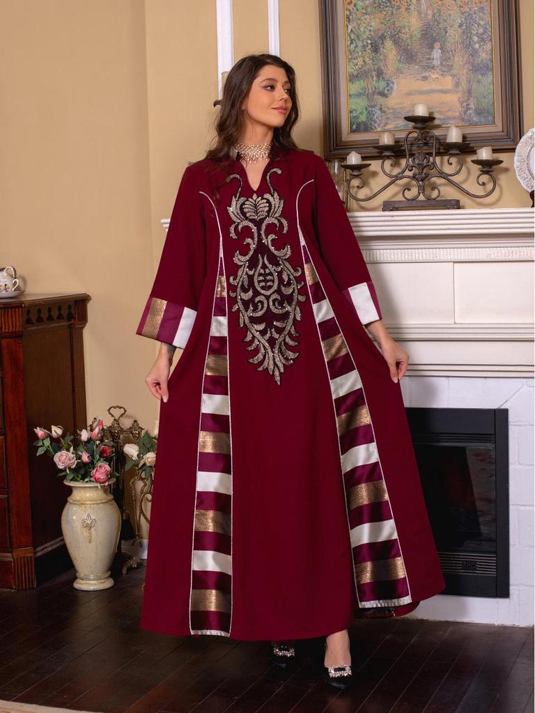AB052 Women's Embroidered Striped Abaya - Middle East Arabic Muslim Robe