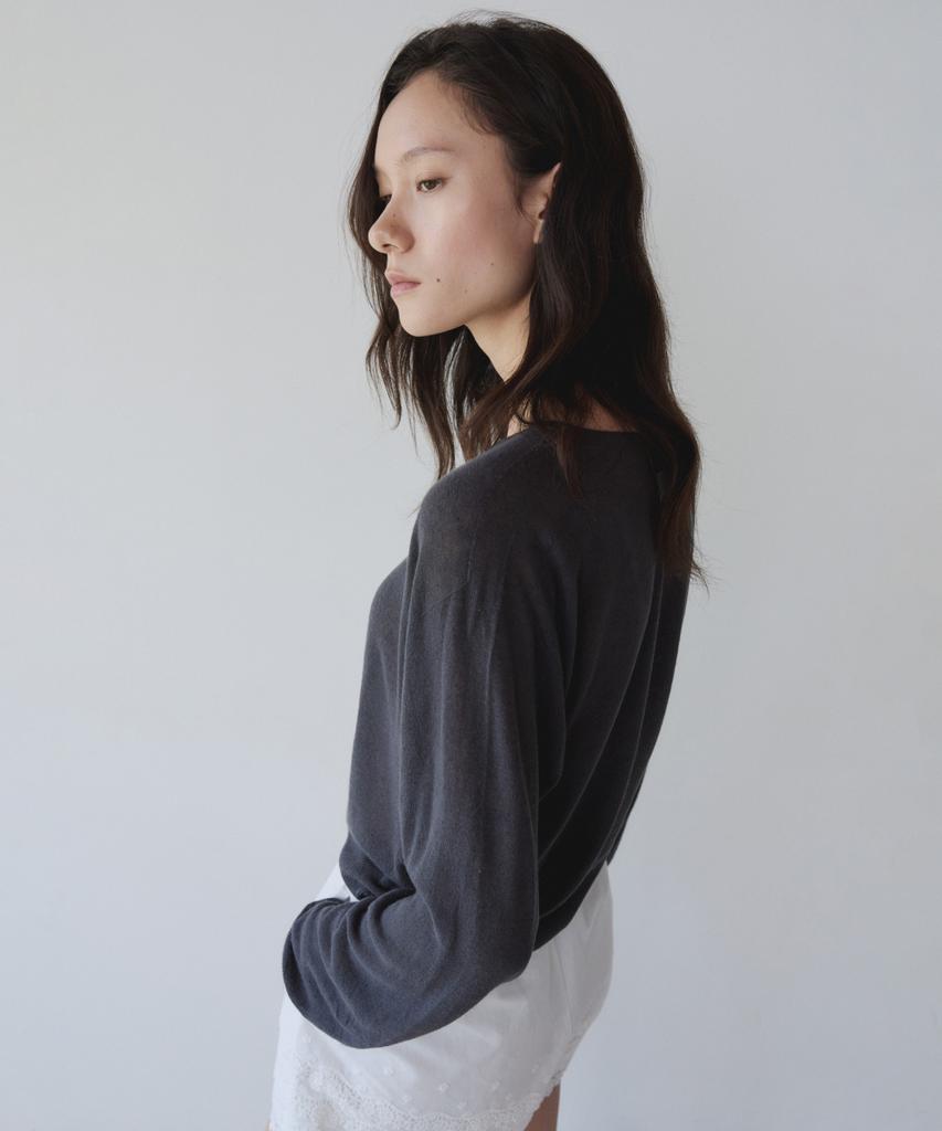 Ieoning Light Linen V-Neck Summer Knit, Charcoal