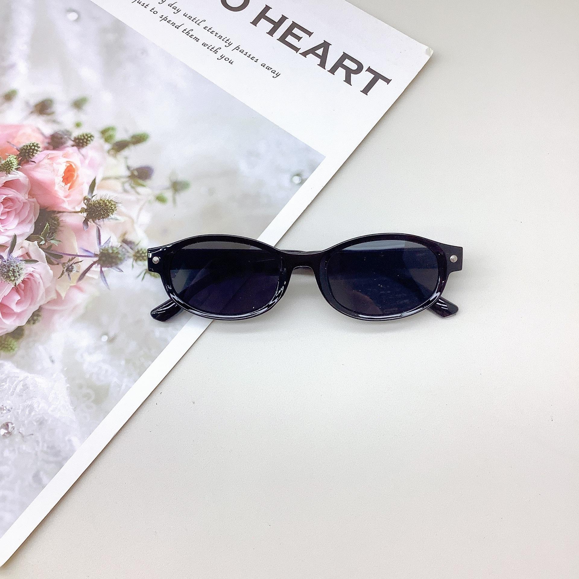 

Модные детские солнцезащитные очки в овальной оправе с защитой от солнца и ультрафиолета Uv400, детские солнцезащитные очки для мальчиков и девочек