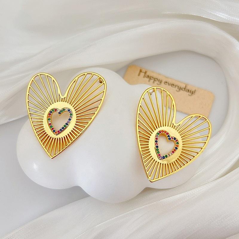 

High-End Love Line Hollow Color Zirconium Stud Earrings Light Luxury Fashion Trend Temperament Earrings Unique Personality Earrings Women