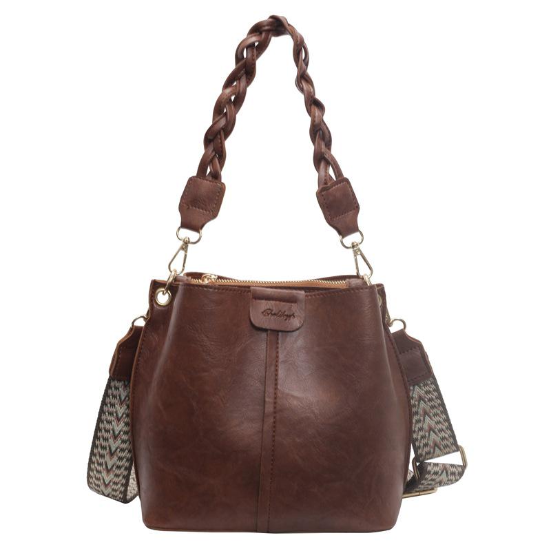 2025 Autumn/Winter Retro Crossbody Bucket Bag – Large Capacity, Trendy Niche Underarm Handbag