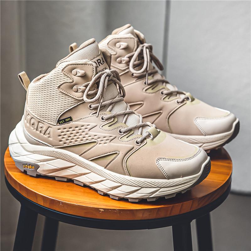 Nowe męskie buty z wysokim stanem i wysokim dołem Zwiększają codzienne buty sportowe Modne buty do biegania na świeżym powietrzu