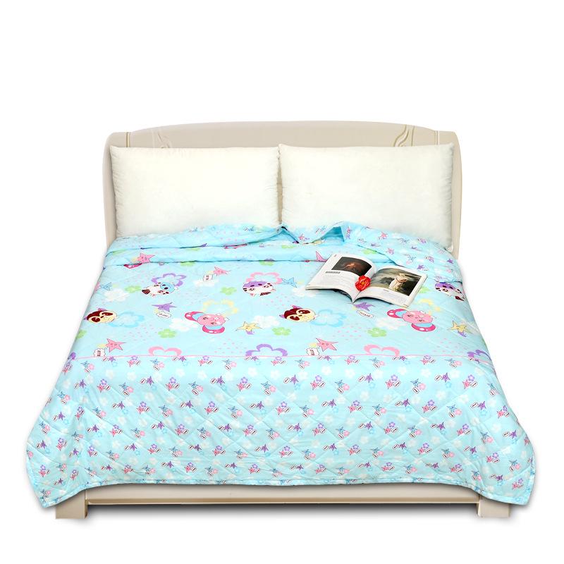 Summer & Autumn Lightweight Quilt: Double and Single Air Conditioning Blanket for Kids, Thin, Machine Washable