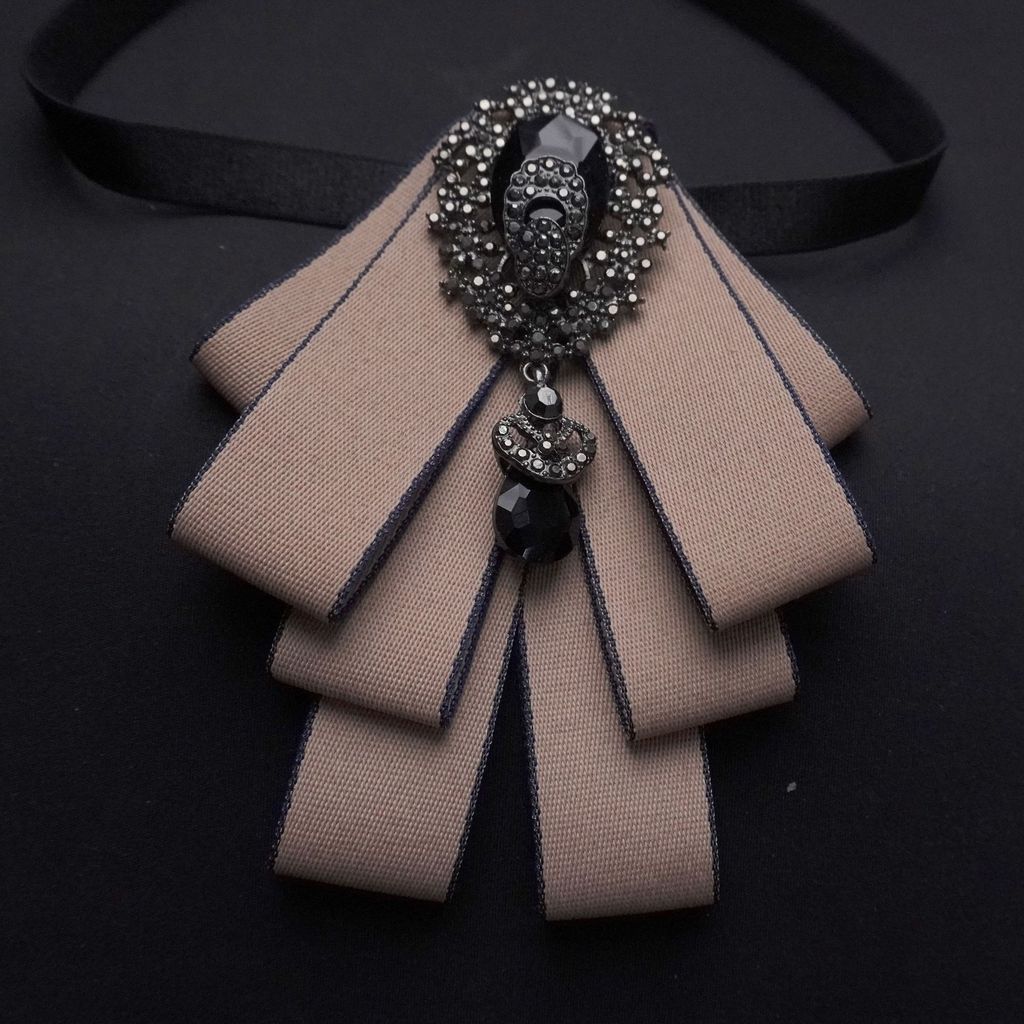 Mens Luxury Korean Suit Shirt Bow Tie Wedding Grooms Gift Heartshaped Lapel Accessory