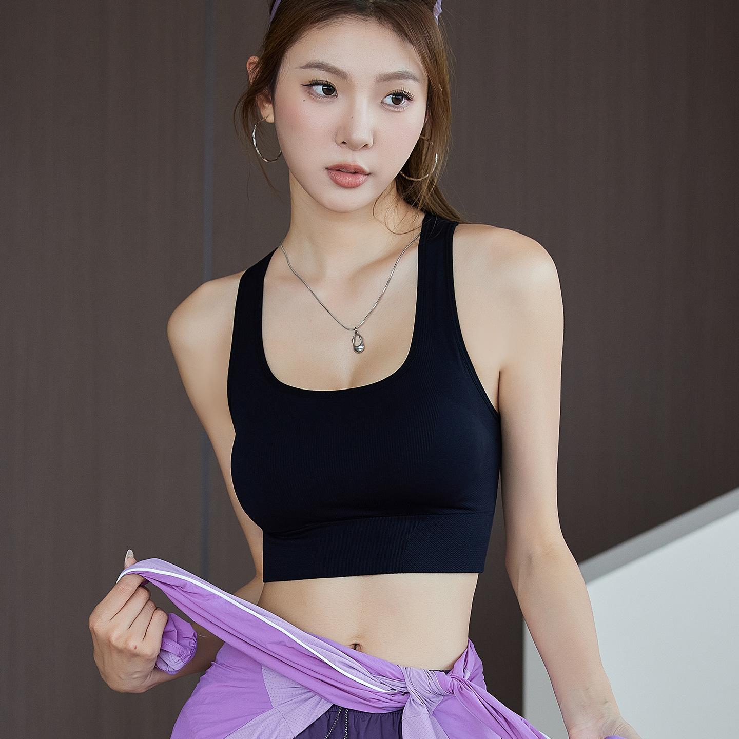 

Yoga sports women s tops, beautiful backs, shock-proof close-fitting vests, light plastic aerobic sports underwear M [recommendation 42.5-65kg]