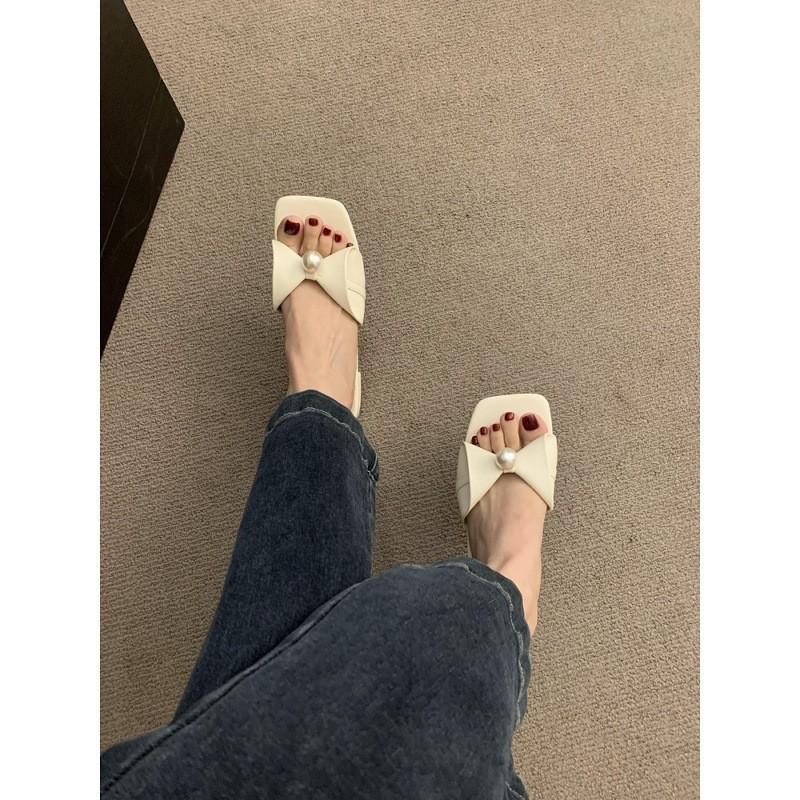 Pearl bow thick heel cool slippers women's summer wear fashion flat women's shoes one-word slippers 2025 summer new