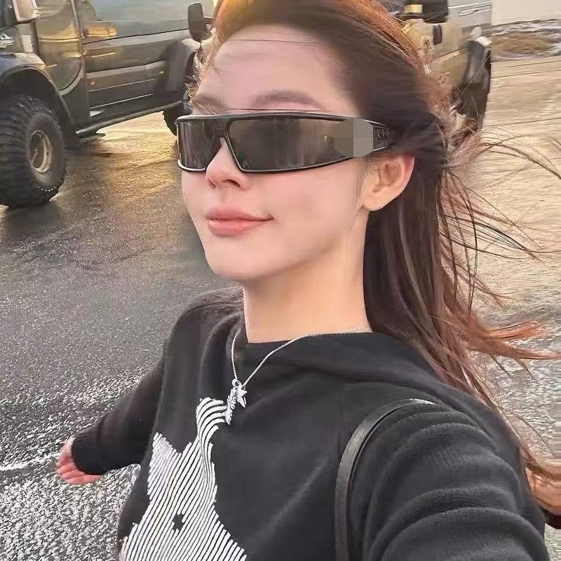 Women's High-end Sunglasses, Sports Cycling Goggles, Sun Protection and UV Protection Glasses