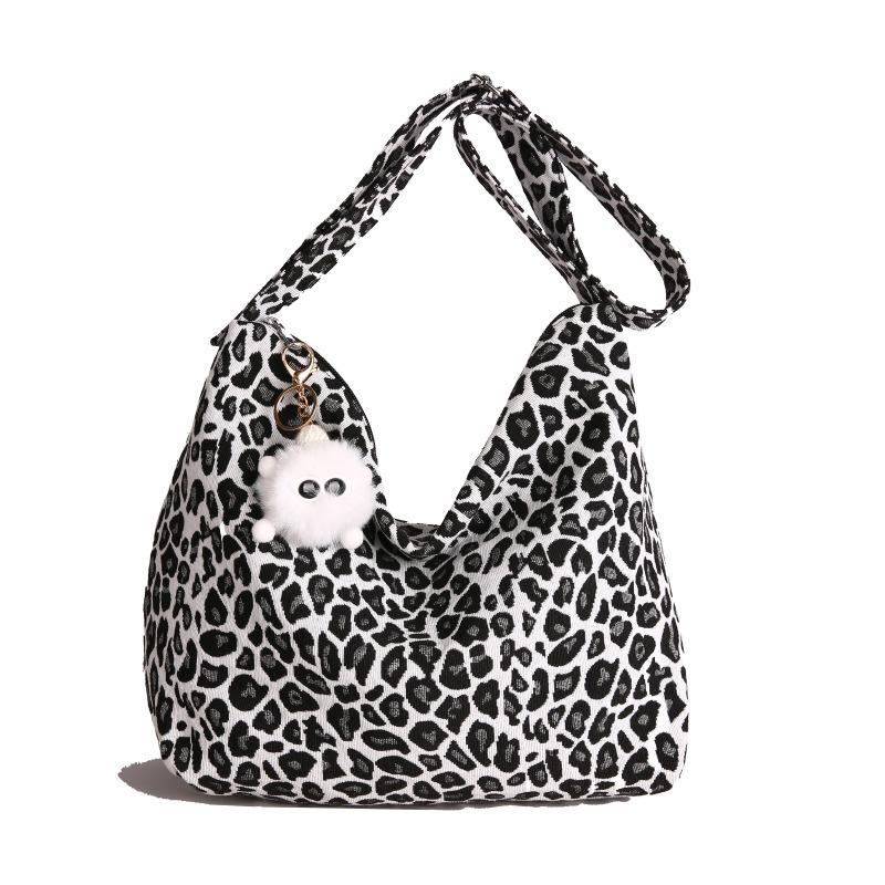 2025 new leopard print large-capacity tote bag women's fashion commuter shoulder bag popular cloth bag messenger bag