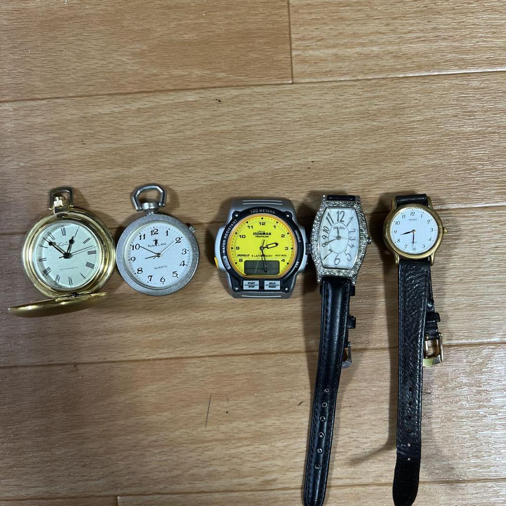 [USED] 5 items including Lotus & Polo Land, Seiko...