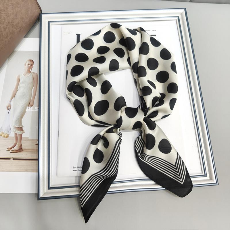 Strictly Selected 70 Silk Scarves, Simulated Silk Small Square Scarves For Women, Retro High-End Thin Versatile Professional Scarves