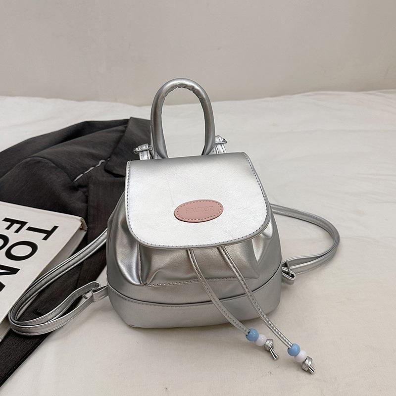 

Новый ретро модный однотонный рюкзак женская сумка осень досуг тренд простой дорожный маленький рюкзак тренд серебряный