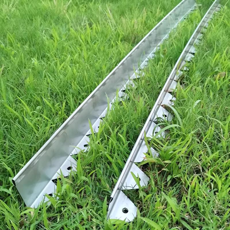 Arc-Shaped Stainless Steel Lawn Edging Strip for Garden and Flower Bed