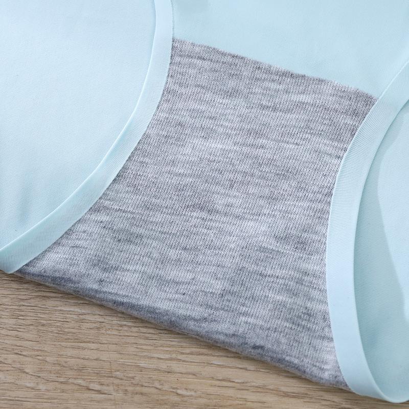 Women's Seamless Ice Silk Mid-Waist Breathable Panties - Sexy One-Piece Triangle Design