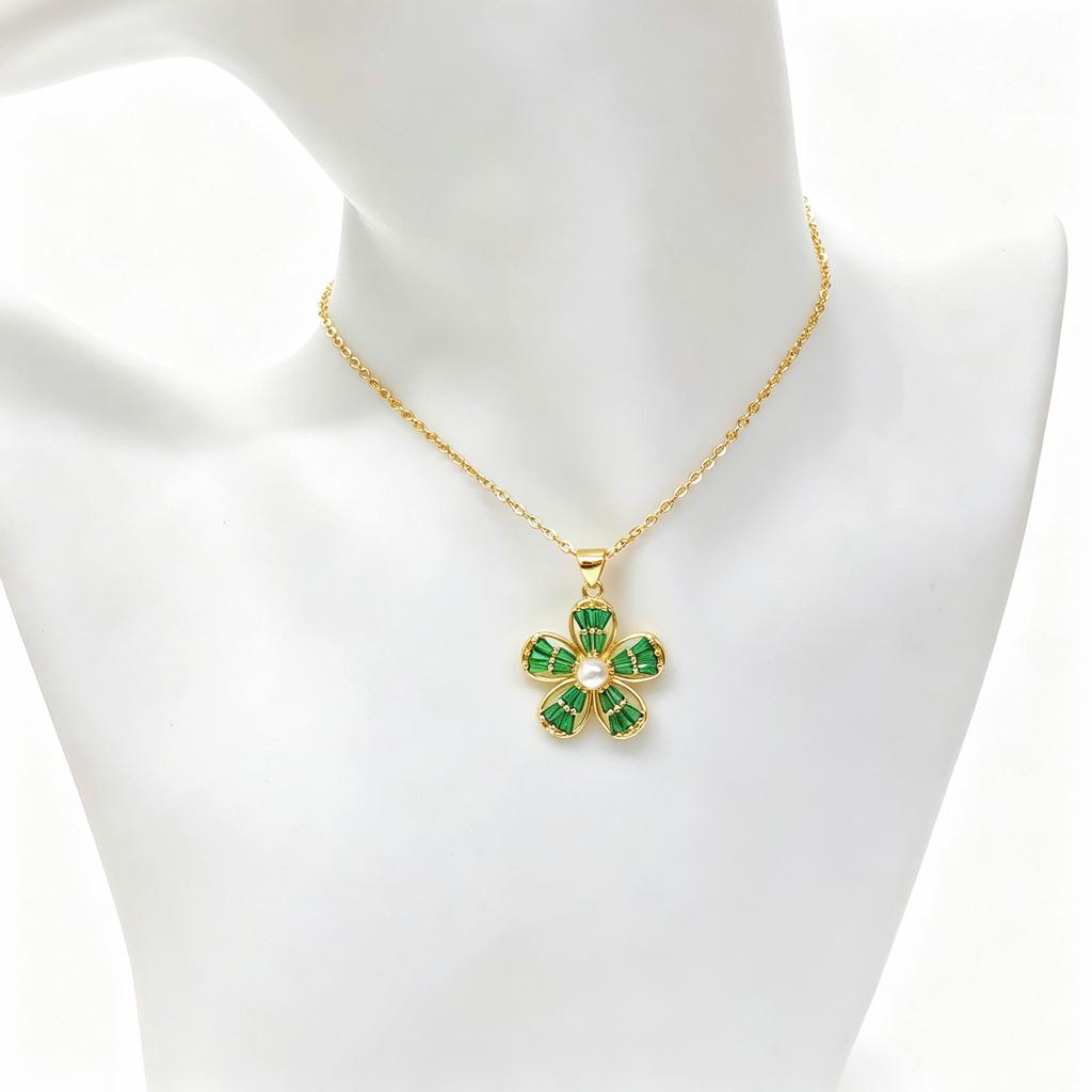 Stainless Steel Chian Red Green Zircon Flowers Pendant Necklace For Women New Luxury Girls Lucky Chain Birthday Jewelry Gifts