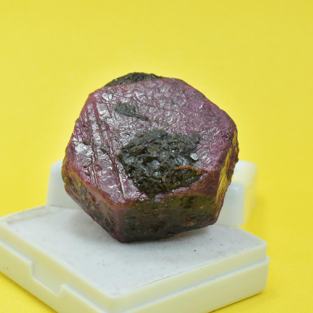 Natural Red Ruby Loose Gemstone 269.50 Ct Rough for Lapidary and Gem Collections