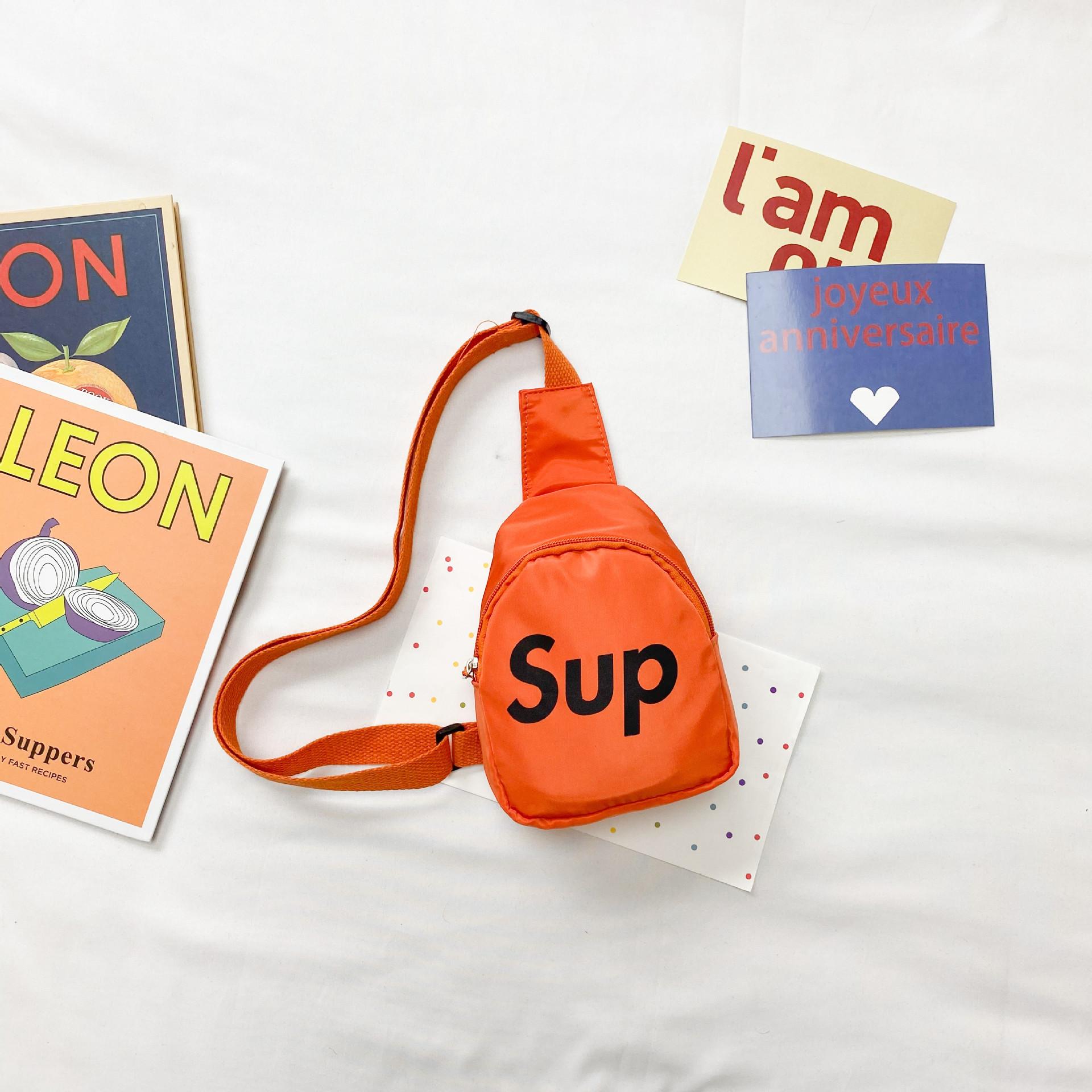 

Нова корейська версія дитячої нагрудної сумки 2024 року, модна модна дитяча сумка-почтальон, сумка для змінних ключів, милий рюкзак для дитячого садка