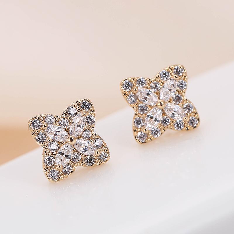 Elegant Micro-Inlaid Copper Flower Stud Earrings for Women