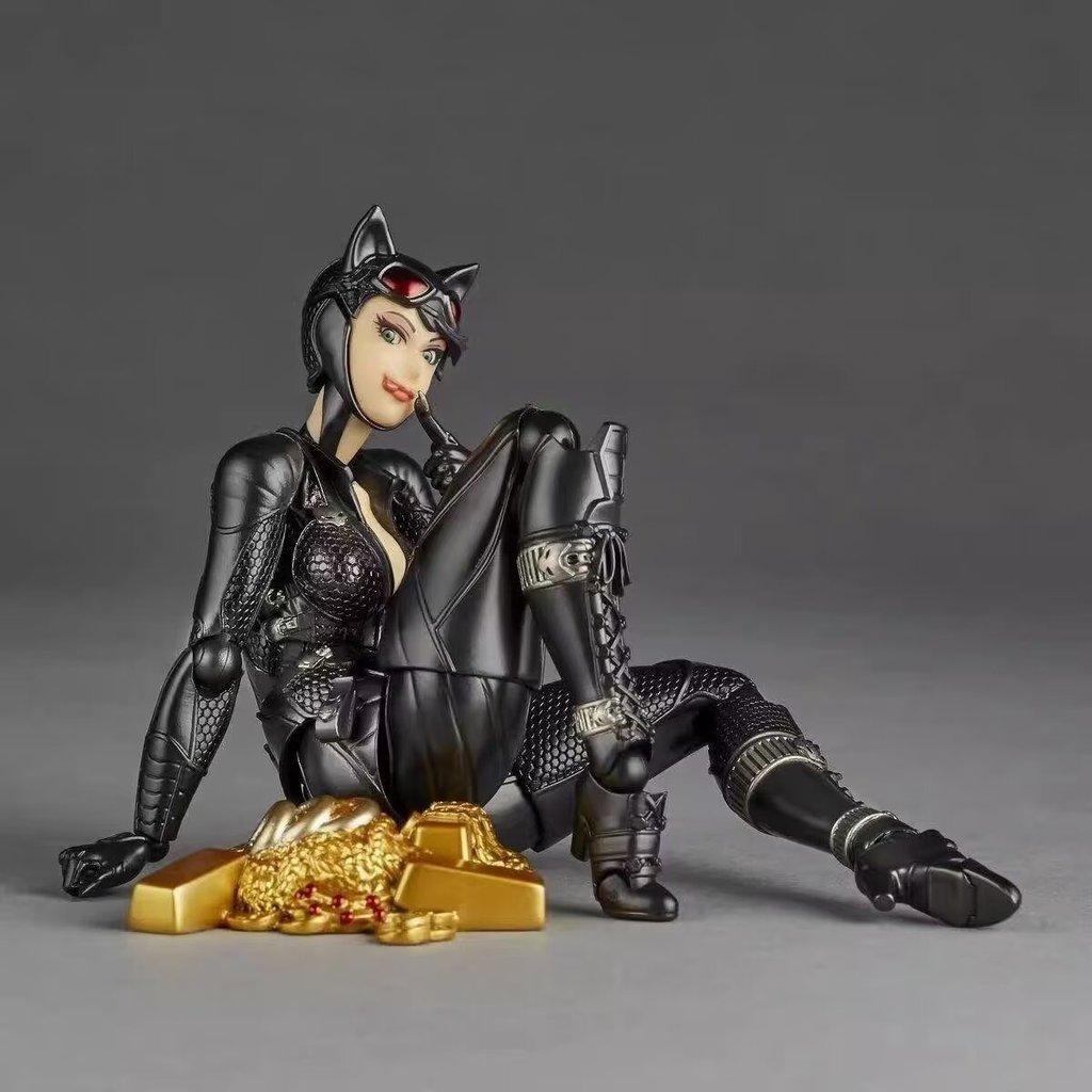 Catwoman Pvc Action Figure Collectible With Articulated Joints For Display Collectors