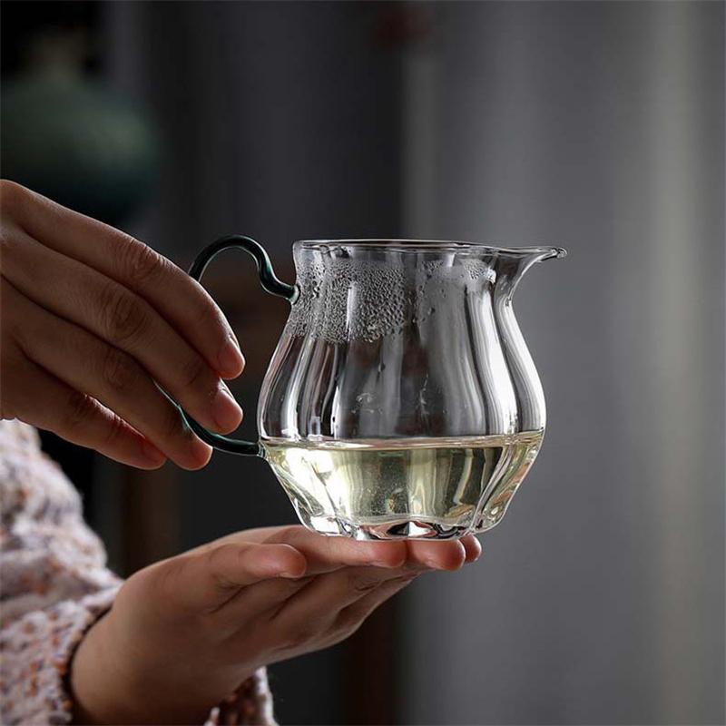 Japonská žáruvzdorná skleněná konvička na čaj 200 ml Fair Cup s uchem Příslušenství ke Kung Fu čajové sadě Chahai Šálek na čaj Nádobí na čaj