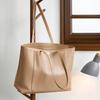 Cowhide Tote Bag, High-end Sense, Large-capacity Leather Women's Bag, Fashionable and Versatile Commuter Bag.
