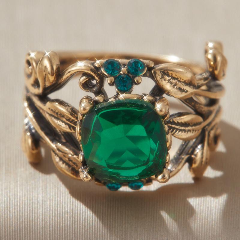 1 Stück Goldfarbener Ring mit Blattdesign für Damen mit quadratischem grünen Zirkonia Ästhetischer Damen-Hochzeits-Party-TrendschmuckGutes Produkt