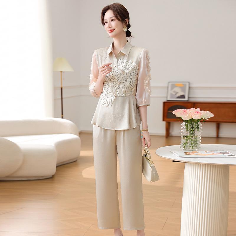 Summer 2025 Women's Chic Two-Piece Set: Casual Slimming Top and Pants